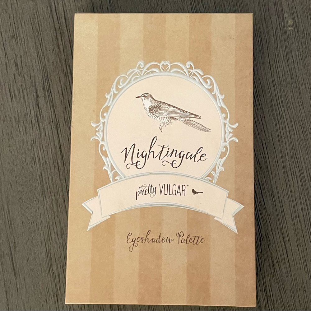 PRETTY VULGAR EYESHADOW PALLET